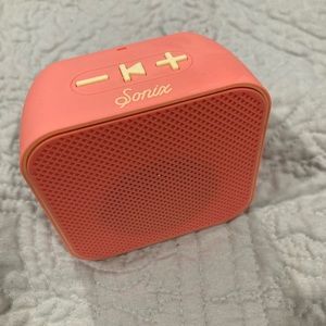 Mini pink sonix speaker
